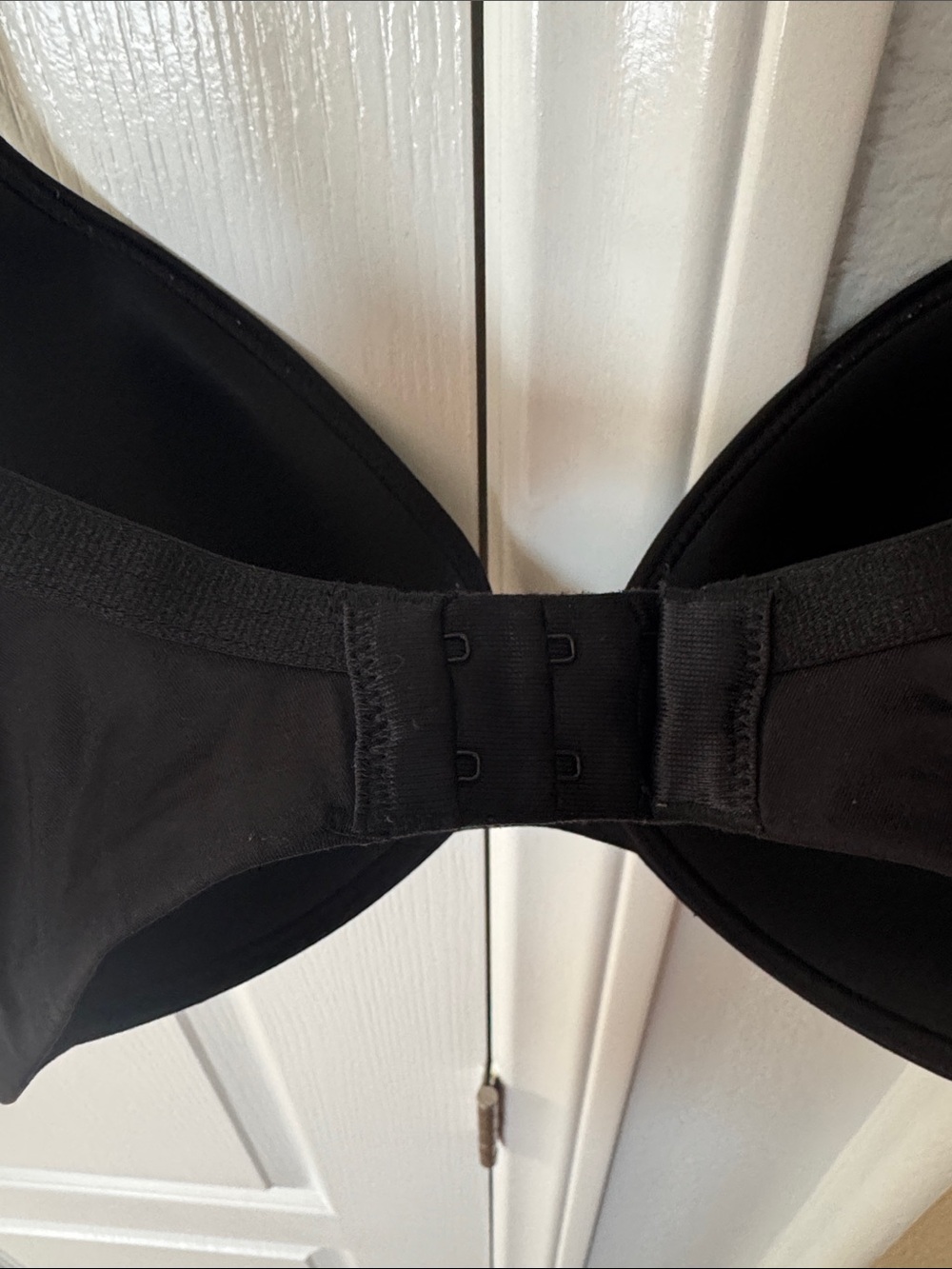 Everyday Smooth Black T-Shirt Bra with Light Padding US 30G/UK 30F - Picture 4 of 7